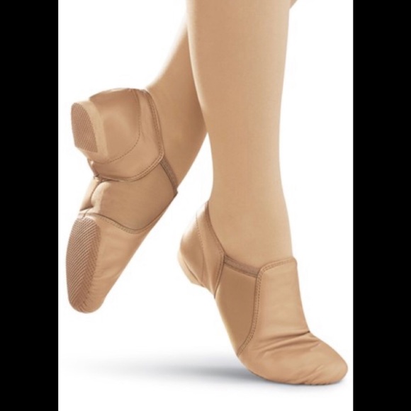 Dance Class Shoes - Dance Class Taupe Adult Size 8 Leather Slip On Jazz Shoe. NEW